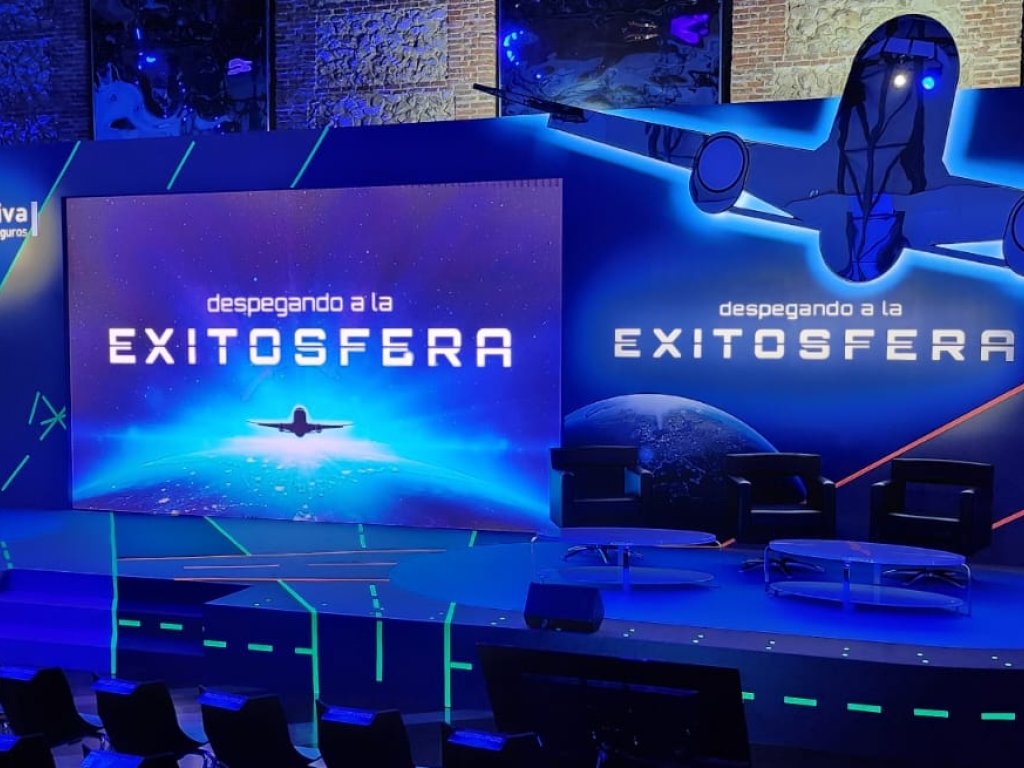 Convenciones y Congresos Base x Altura 