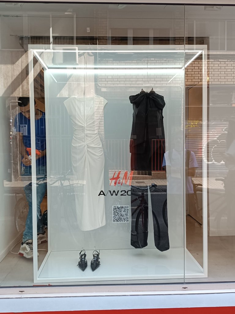 Retail y Horeca Base x Altura