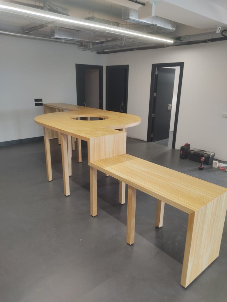 Mobiliario Ad Hoc Base x Altura