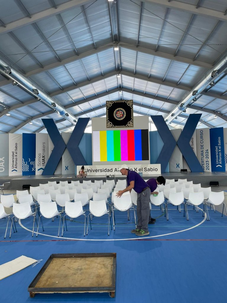 Convenciones y Congresos Base x Altura 