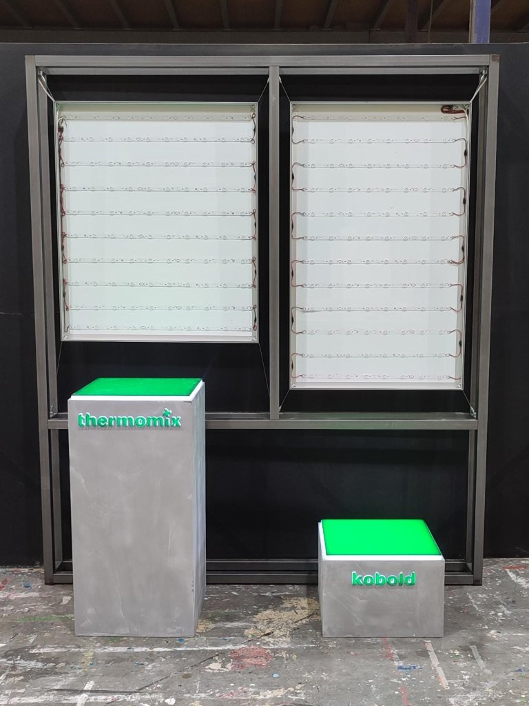 Retail y Horeca Base x Altura